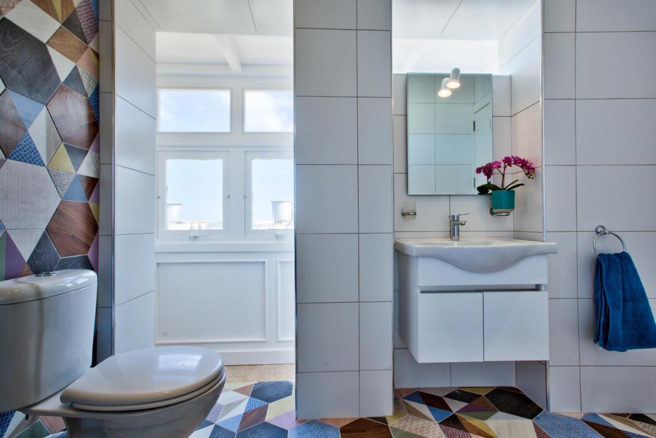 Ursula Self Catering And 1-br In By Tritoni *